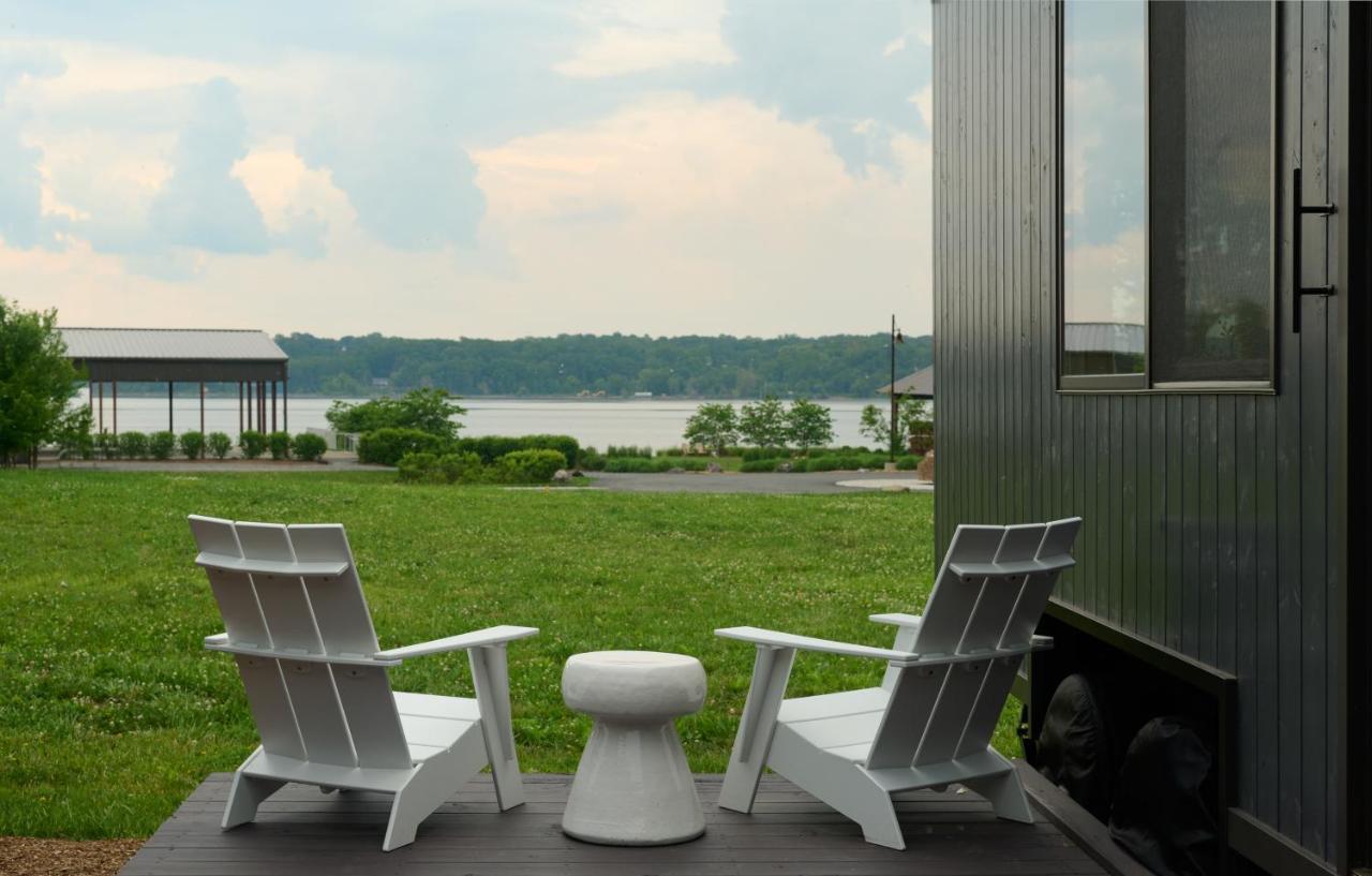 Hutton Brickyards Riverfront Hotel & Venue 金斯顿 外观 照片